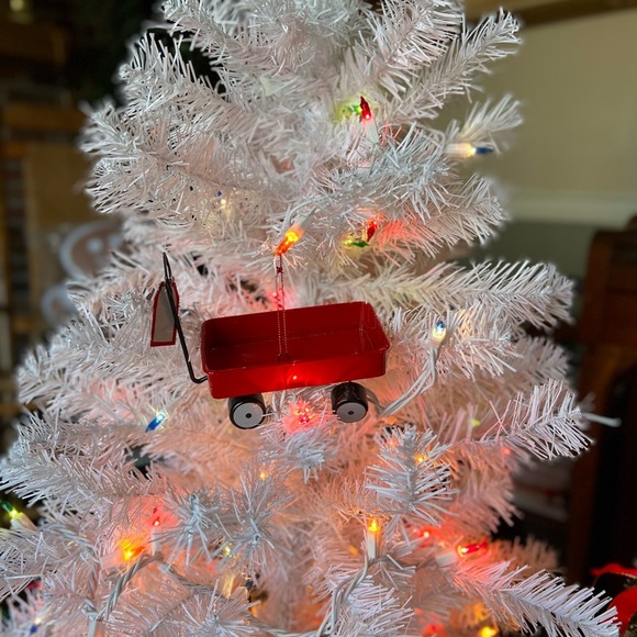 Rare Vintage 1980’s Red Wagon
Christmas Ornament - Picture 6 of 8
